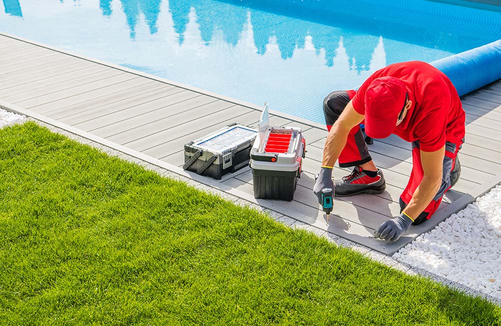 pool-specialist-installing-the-composite-deck-resize.jpg